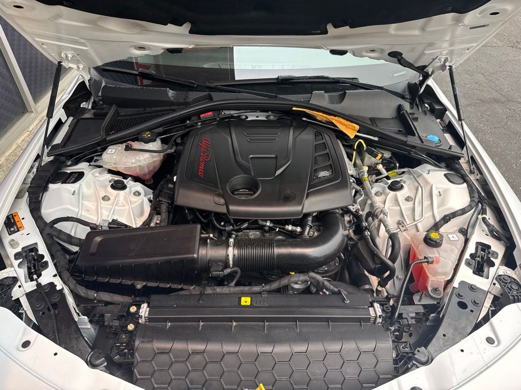 2019 Alfa Romeo Giulia Sport