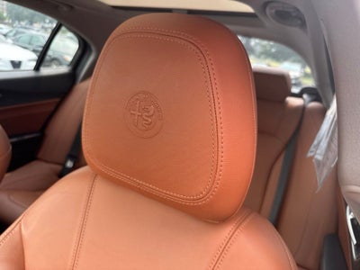 2019 Alfa Romeo Giulia Sport