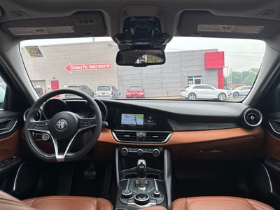 2019 Alfa Romeo Giulia Sport