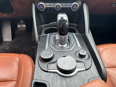 2019 Alfa Romeo Giulia Sport