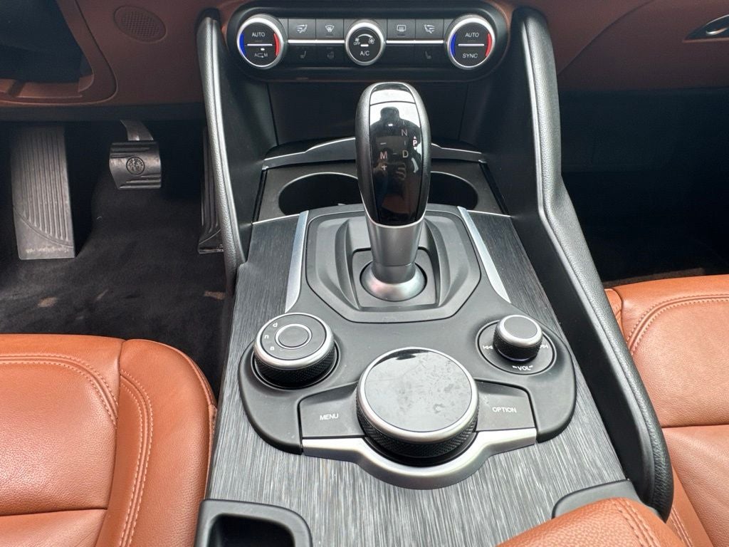 2019 Alfa Romeo Giulia Sport