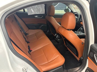 2019 Alfa Romeo Giulia Sport