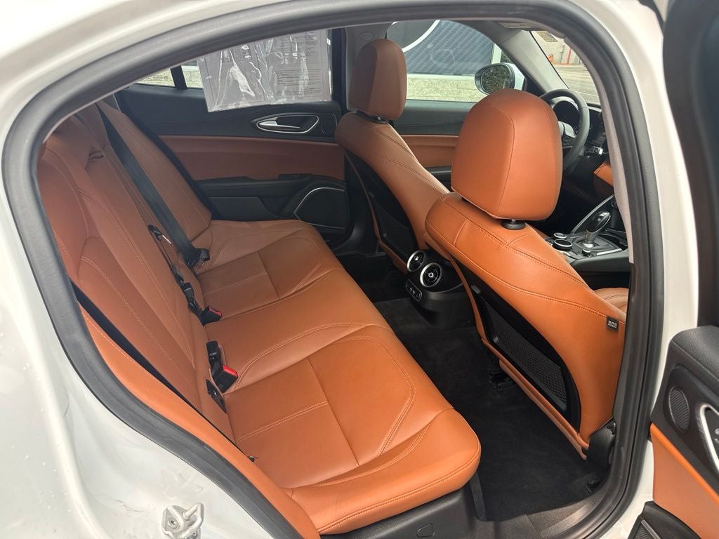 2019 Alfa Romeo Giulia Sport