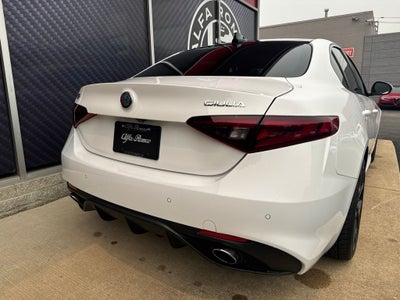 2019 Alfa Romeo Giulia Sport