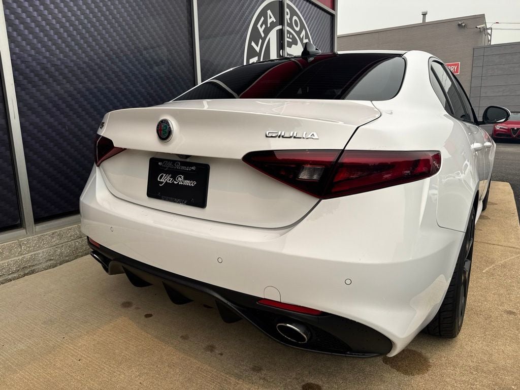 2019 Alfa Romeo Giulia Sport