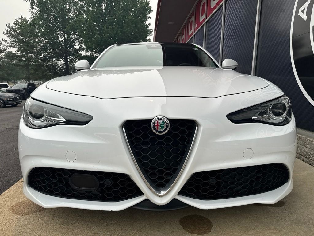 2019 Alfa Romeo Giulia Sport