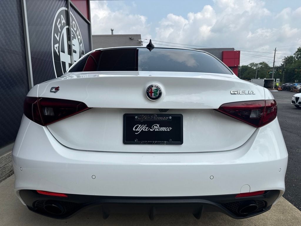 2022 Alfa Romeo Giulia Veloce