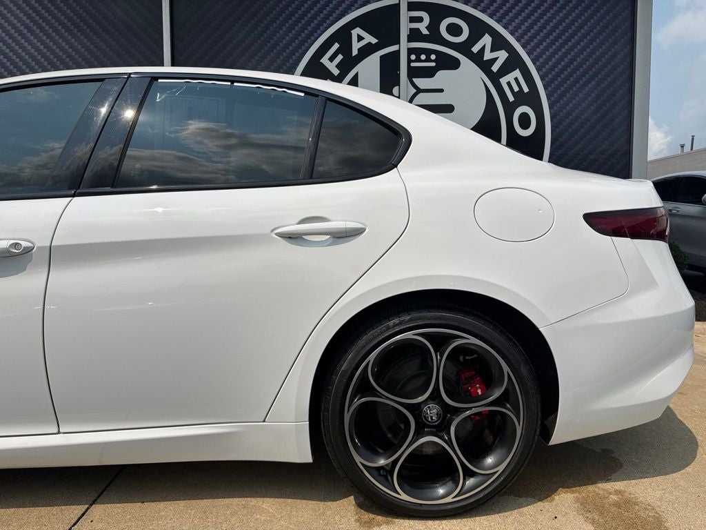 2022 Alfa Romeo Giulia Veloce