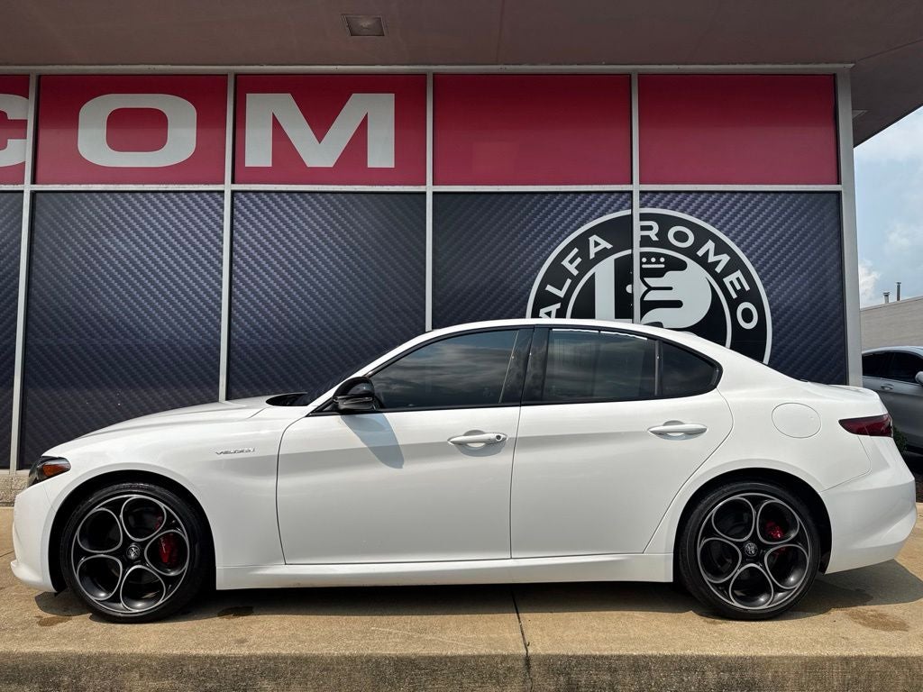 2022 Alfa Romeo Giulia Veloce