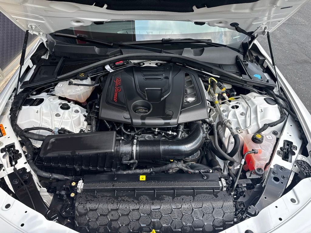 2022 Alfa Romeo Giulia Veloce
