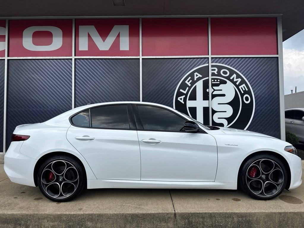 2022 Alfa Romeo Giulia Veloce
