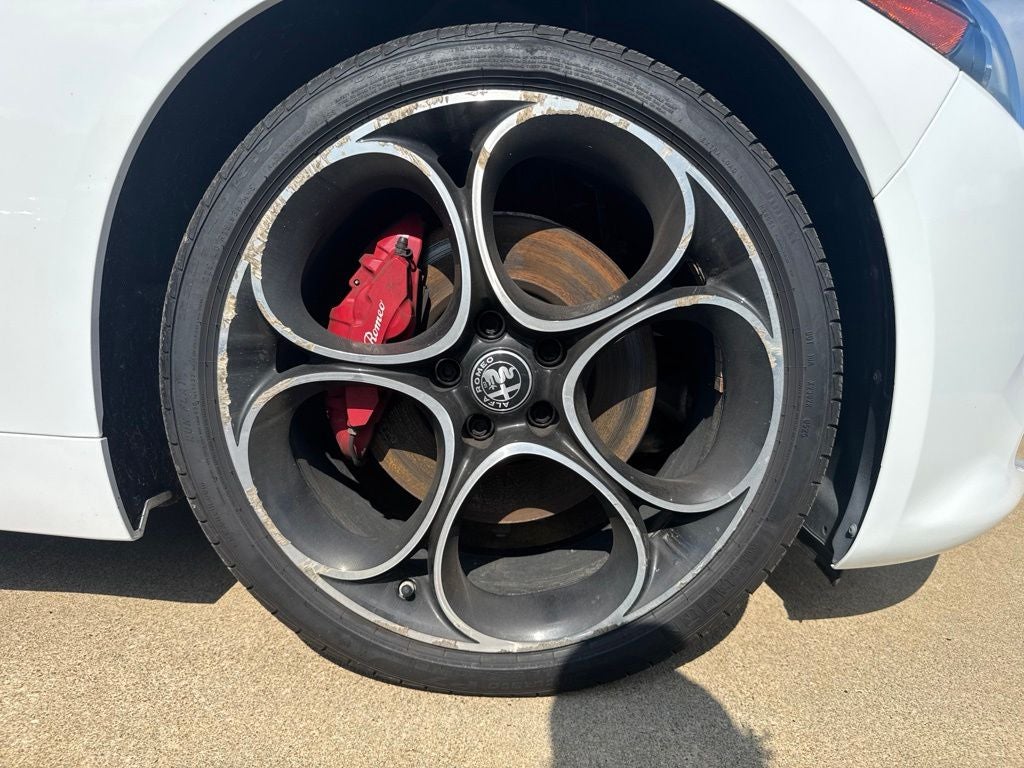 2023 Alfa Romeo Giulia Veloce
