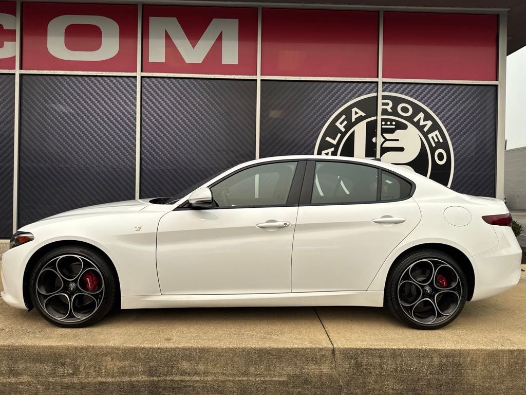 2022 Alfa Romeo Giulia Ti