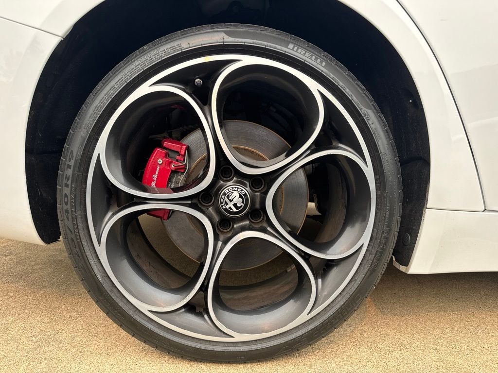 2022 Alfa Romeo Giulia Ti