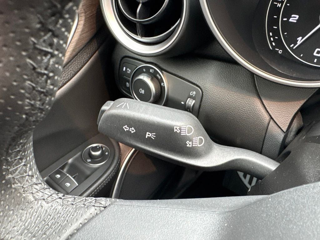 2022 Alfa Romeo Giulia Ti