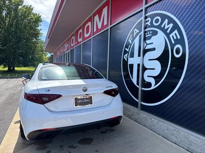 2022 Alfa Romeo Giulia Veloce