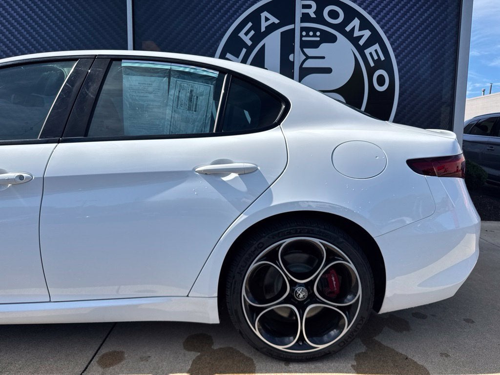 2022 Alfa Romeo Giulia Veloce