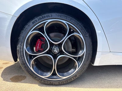 2022 Alfa Romeo Giulia Veloce