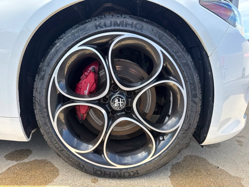 2022 Alfa Romeo Giulia Veloce