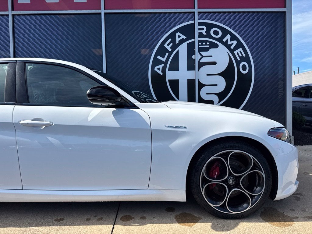 2022 Alfa Romeo Giulia Veloce