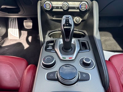 2022 Alfa Romeo Giulia Veloce