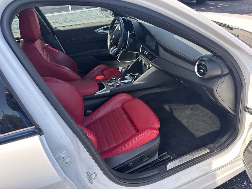 2022 Alfa Romeo Giulia Veloce