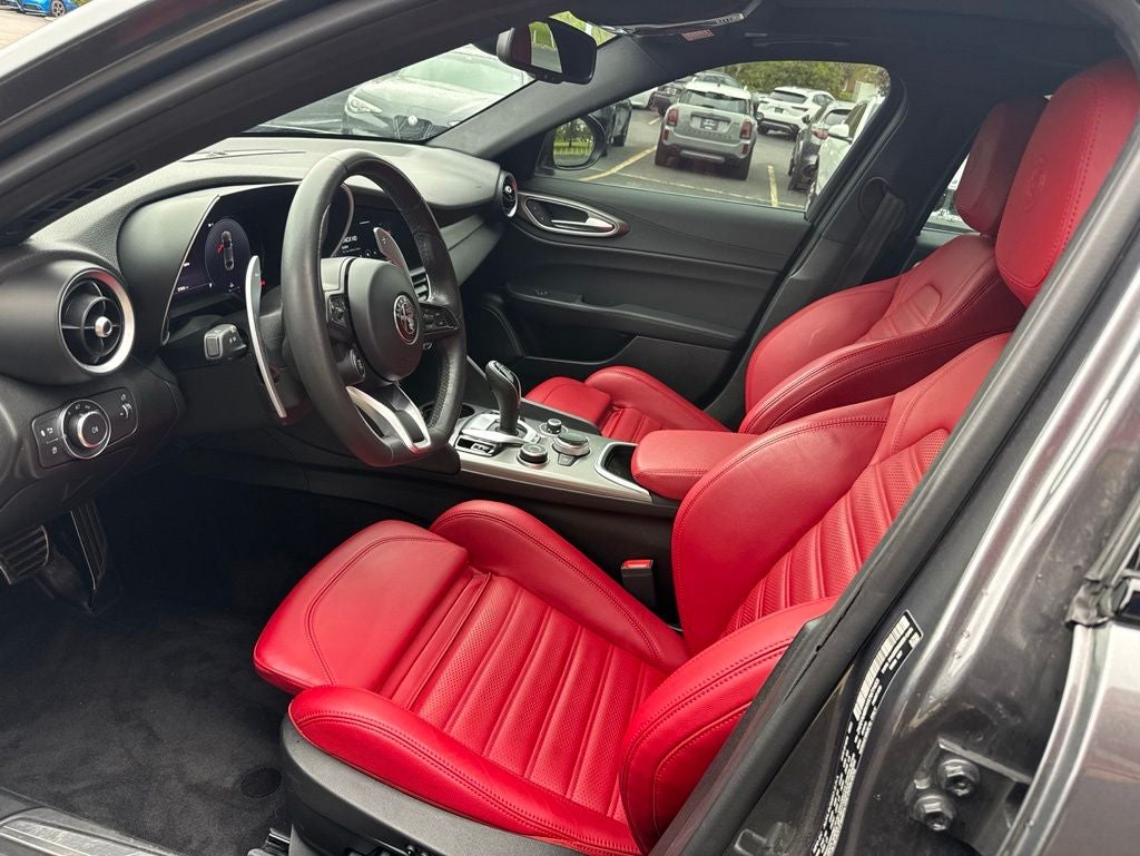 2024 Alfa Romeo Giulia Veloce
