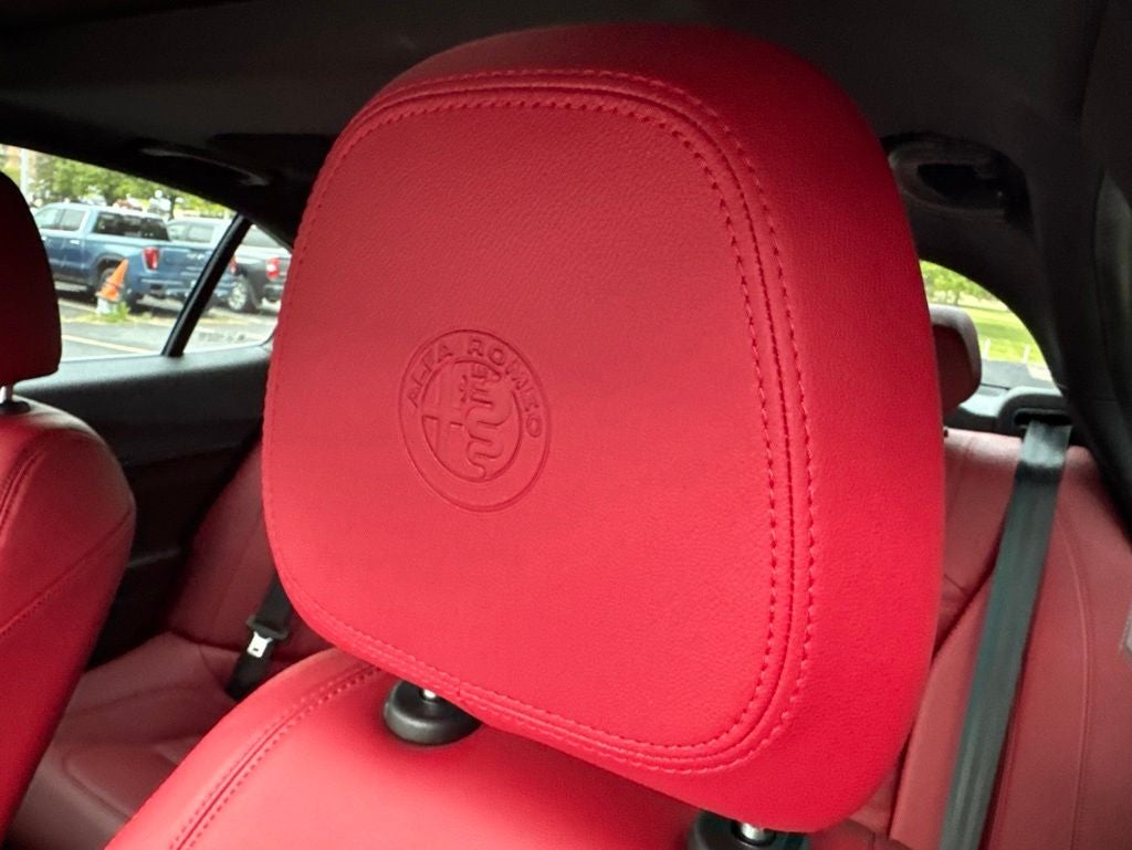 2024 Alfa Romeo Giulia Veloce