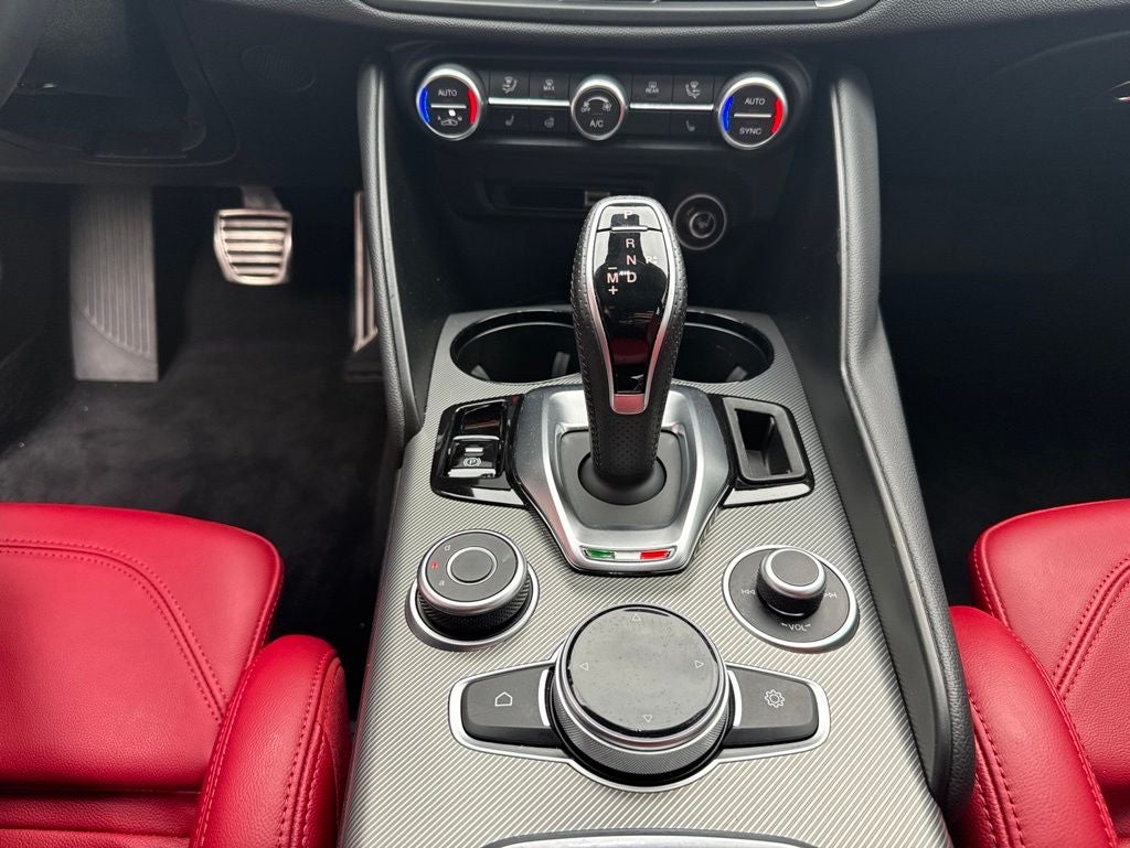 2024 Alfa Romeo Giulia Veloce