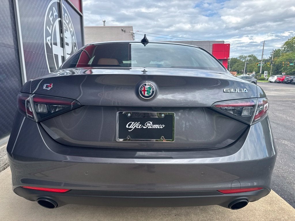 2024 Alfa Romeo Giulia Ti