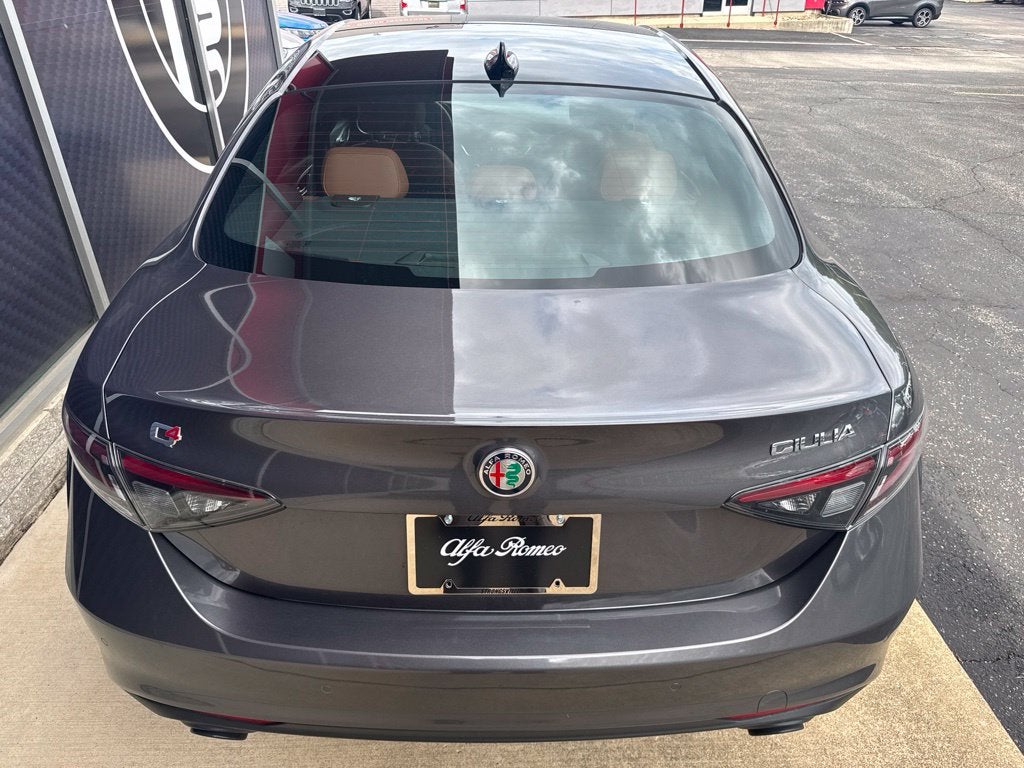 2024 Alfa Romeo Giulia Ti