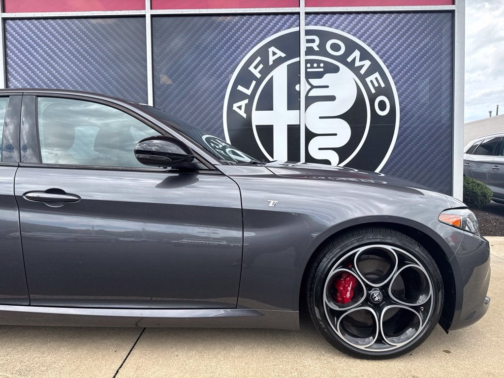 2024 Alfa Romeo Giulia Ti