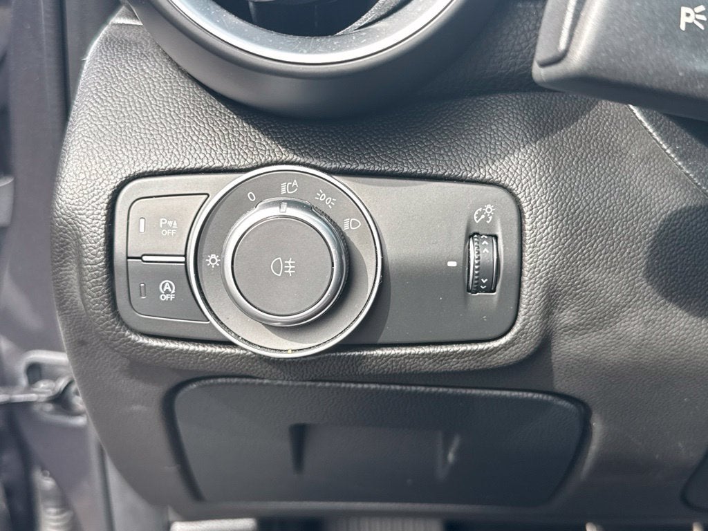 2024 Alfa Romeo Giulia Ti