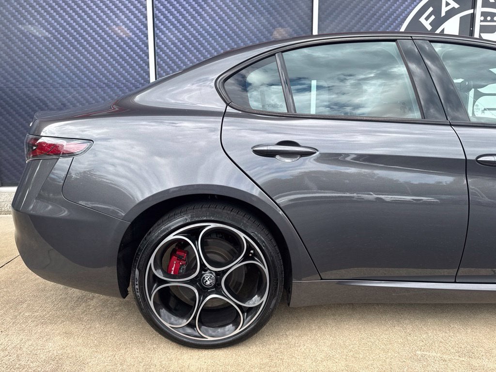 2024 Alfa Romeo Giulia Ti