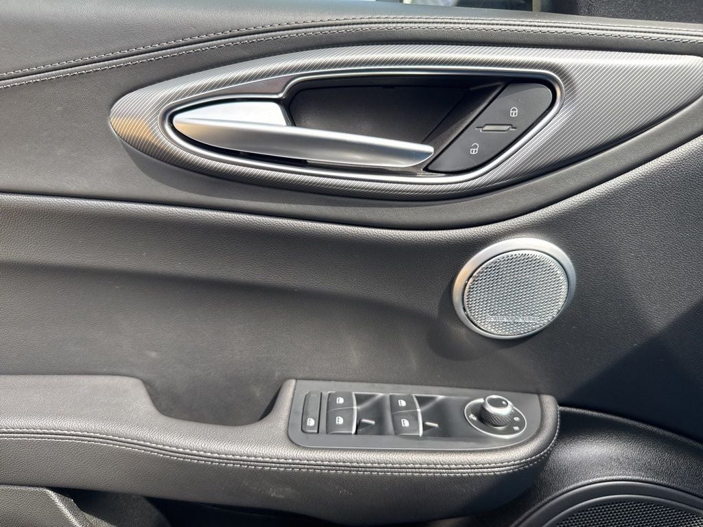 2024 Alfa Romeo Giulia Veloce