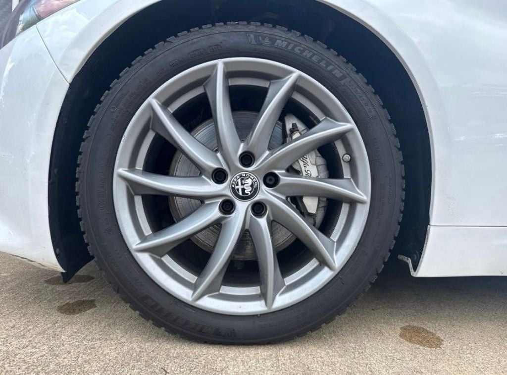 2022 Alfa Romeo Giulia Ti