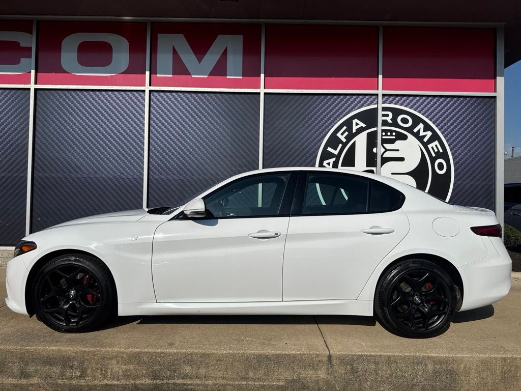 2022 Alfa Romeo Giulia Ti