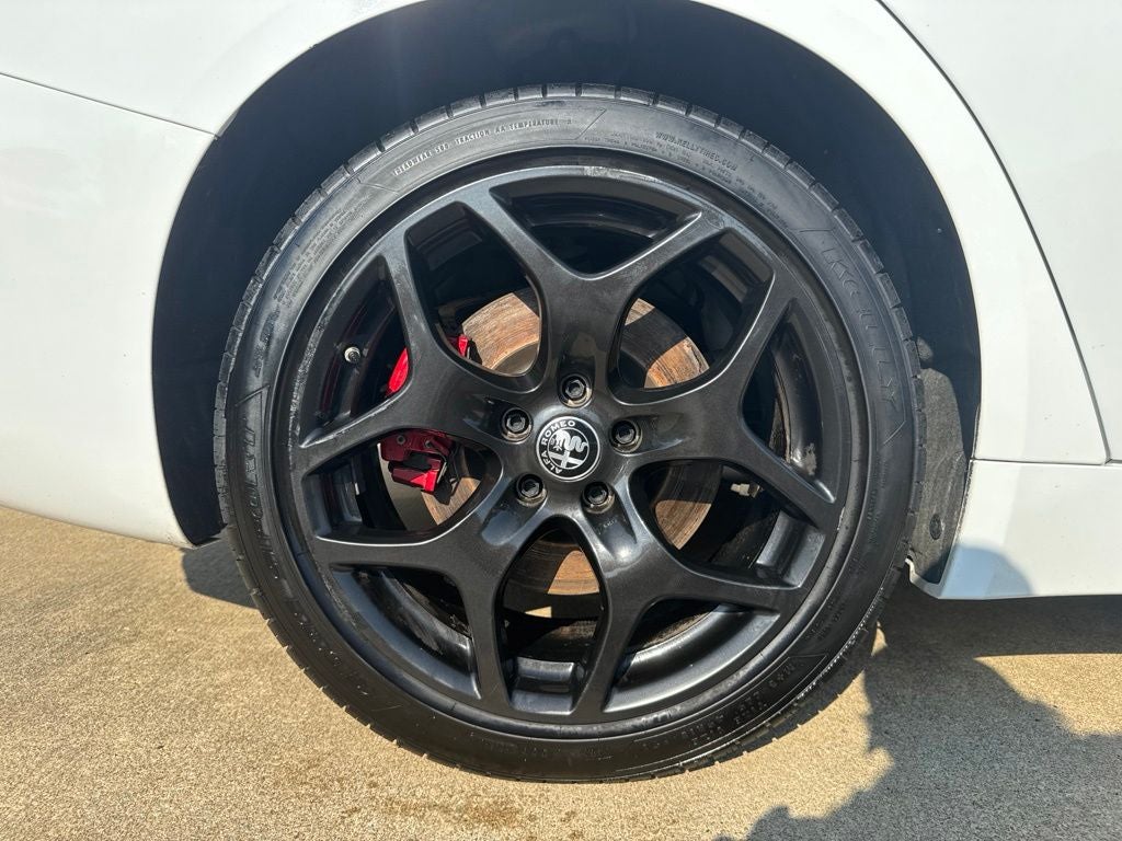 2022 Alfa Romeo Giulia Ti