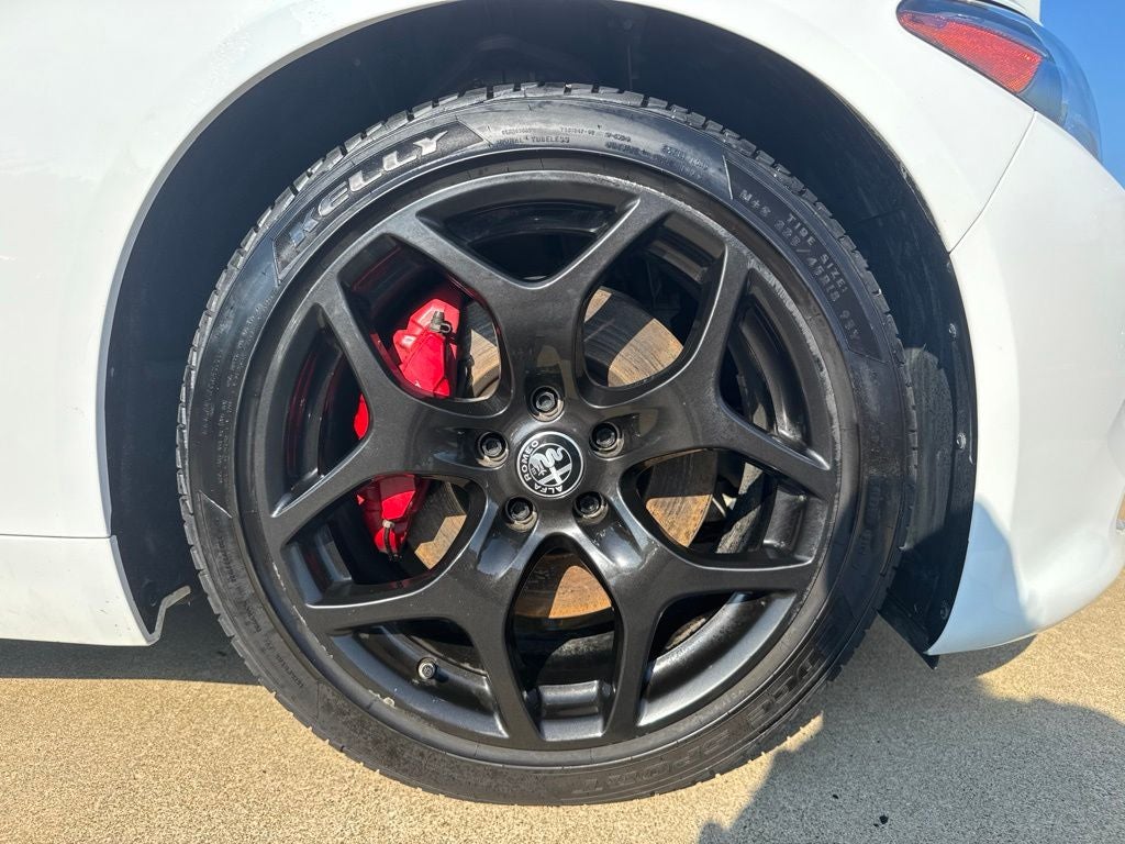 2022 Alfa Romeo Giulia Ti