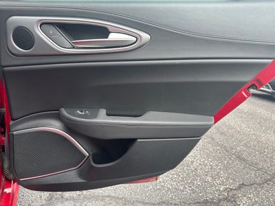 2022 Alfa Romeo Giulia Veloce