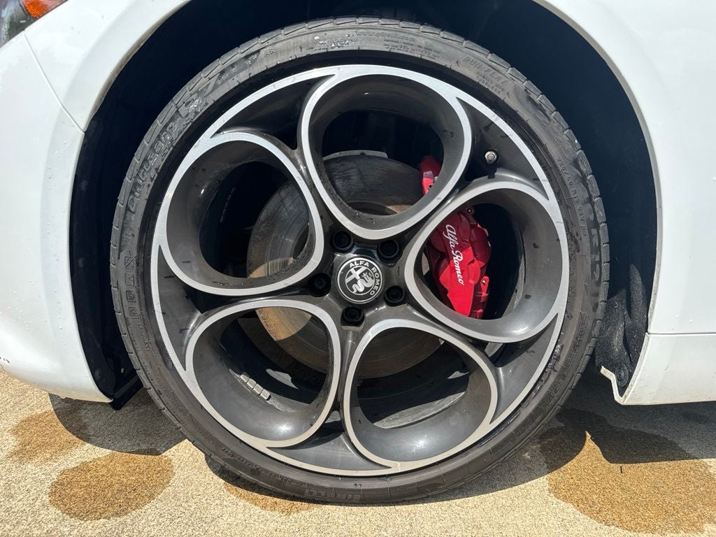 2022 Alfa Romeo Giulia Veloce