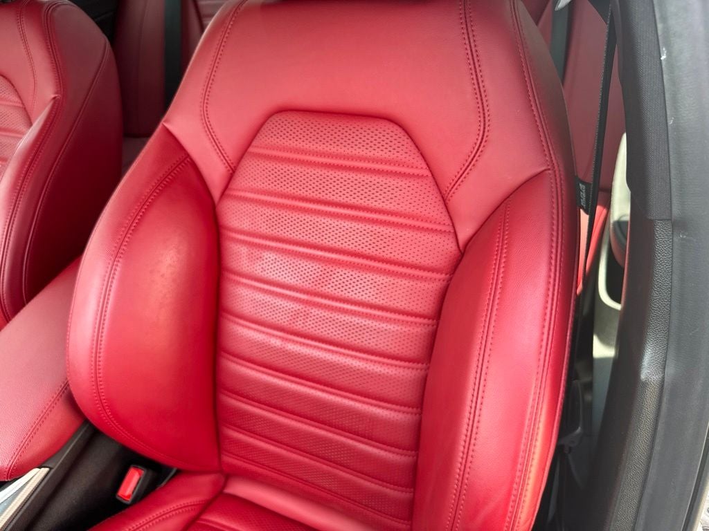 2022 Alfa Romeo Giulia Veloce