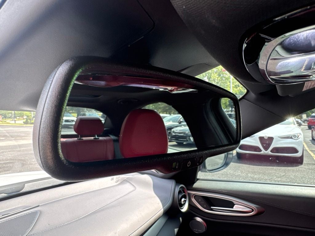 2022 Alfa Romeo Giulia Veloce