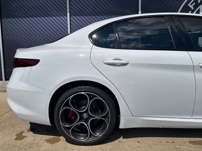 2022 Alfa Romeo Giulia Veloce