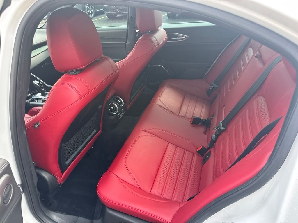 2022 Alfa Romeo Giulia Veloce