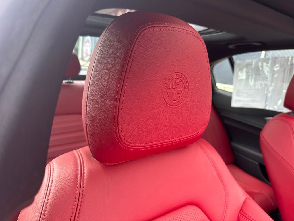 2022 Alfa Romeo Giulia Veloce