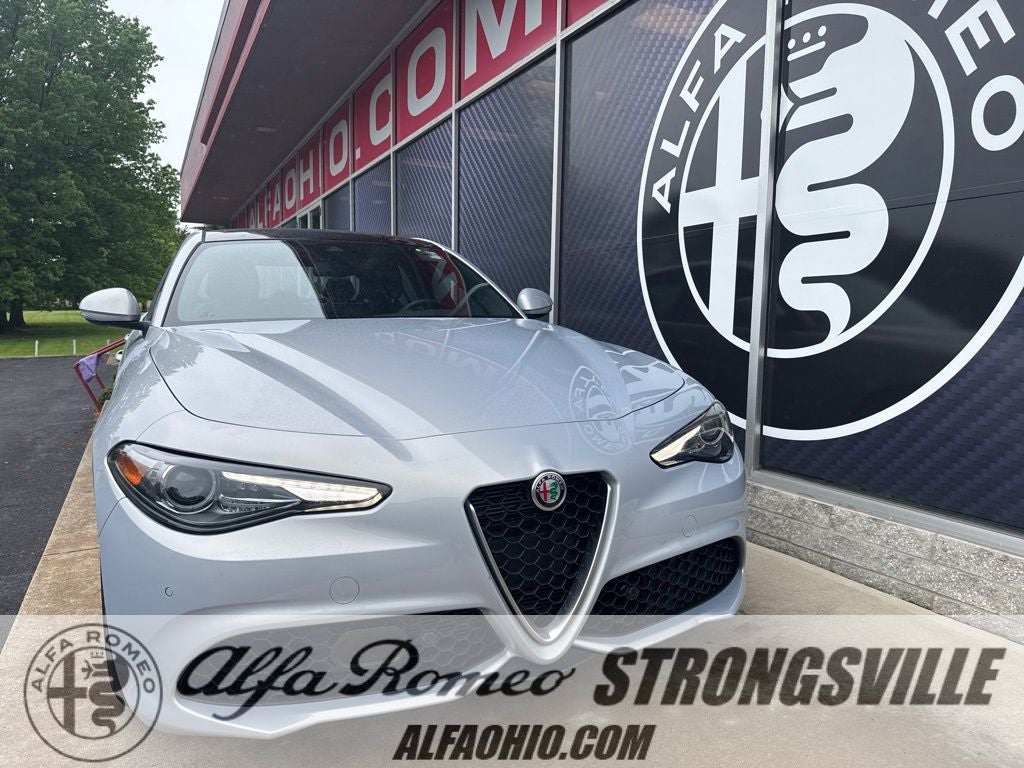 2023 Alfa Romeo Giulia Ti AWD's photo