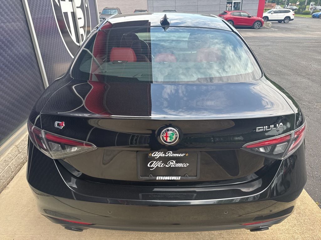 2024 Alfa Romeo Giulia Ti