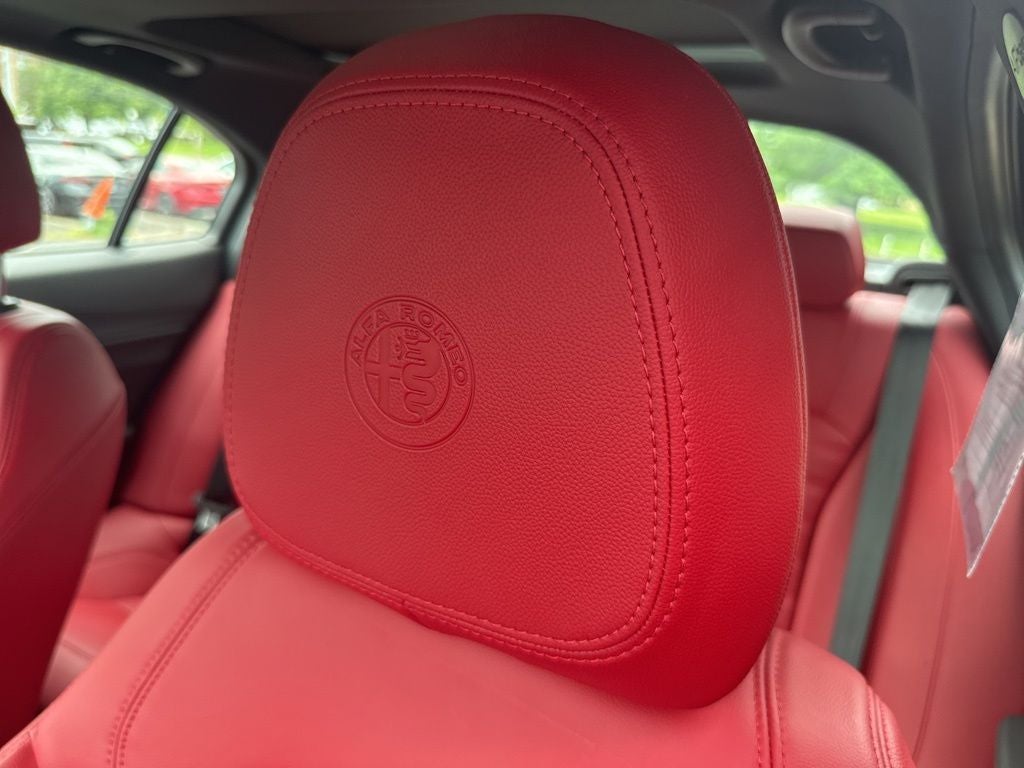 2024 Alfa Romeo Giulia Ti
