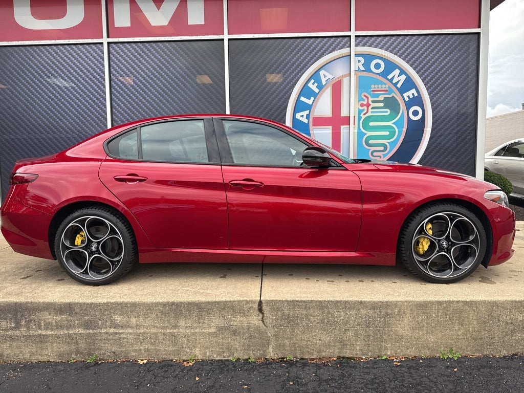 2022 Alfa Romeo Giulia Veloce